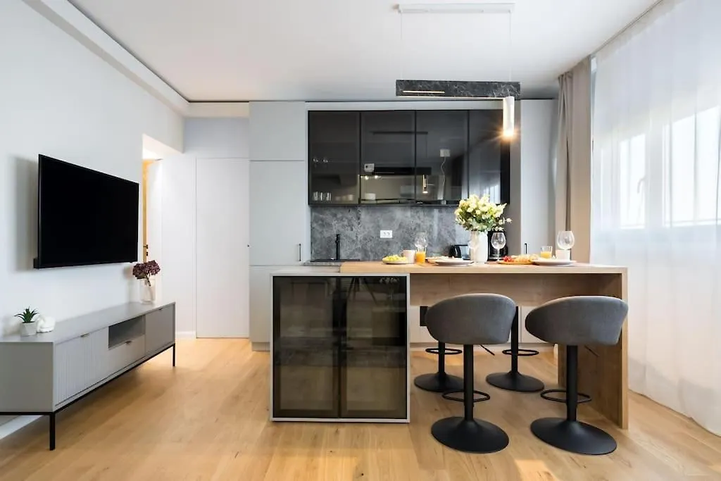 Spectacular Terrace Bright 2Br Penthouse Apartment Bucharest